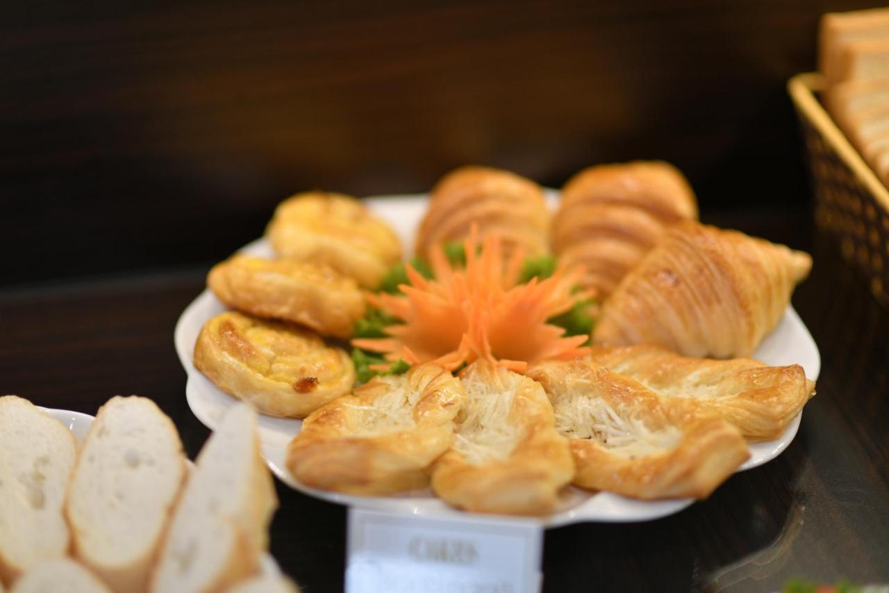 Hanoi Elpis Hotel & Spa Экстерьер фото