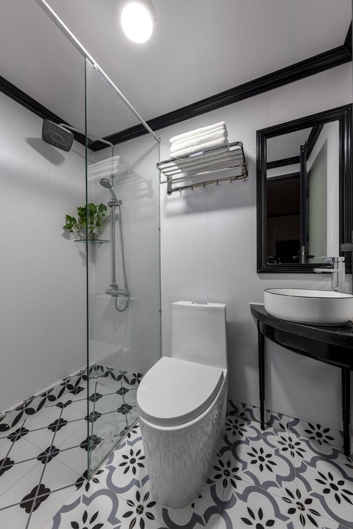 Hanoi Elpis Hotel & Spa Экстерьер фото